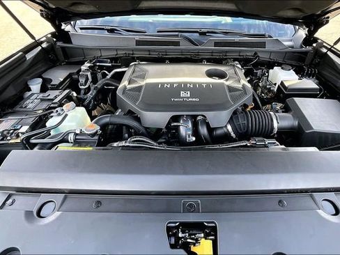 New 2026 INFINITI QX80 Luxe image 10