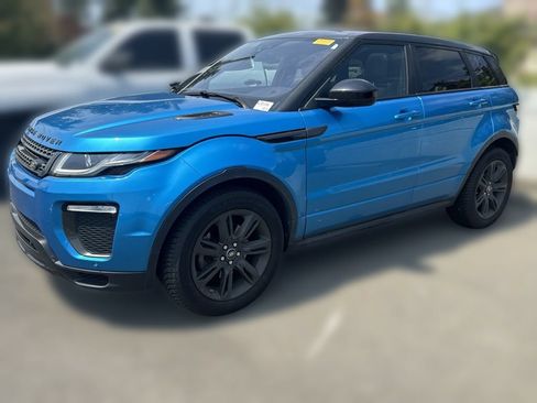 Used 2018 Land Rover Range Rover Evoque SE Premium AWD/4WD image 4