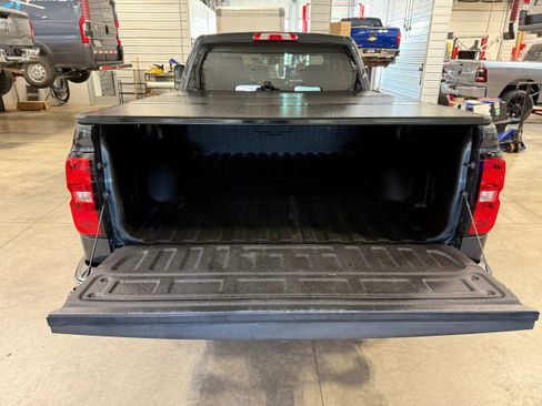 Used 2018 Chevrolet Silverado 1500 LT w/ All Star Edition AWD/4WD image 26
