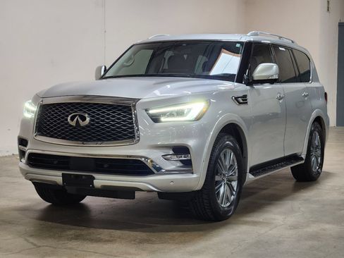 Used 2022 INFINITI QX80 Luxe w/ Cargo Package AWD/4WD image 4