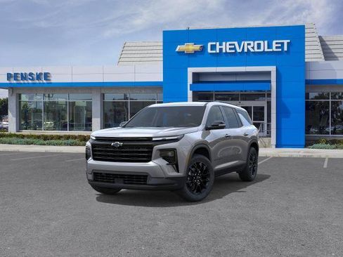 New 2026 Chevrolet Traverse LT w/ Midnight/Sport Edition FWD image 8