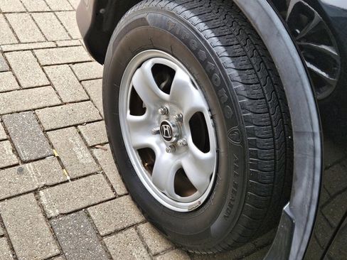 Used 2016 Honda CR-V LX image 12