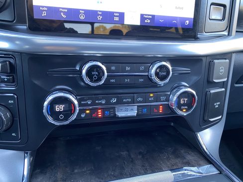 Used 2021 Ford F150 Lariat w/ Equipment Group 502A High image 30