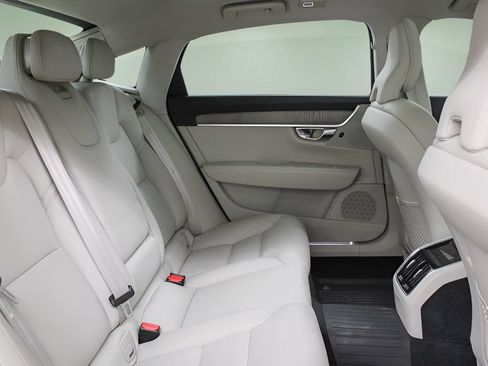 Certified 2023 Volvo S90 B6 Plus w/ Protection Package Premier AWD/4WD image 27