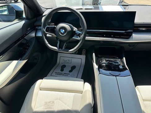 Certified 2026 BMW 530i xDrive w/ M Sport Package AWD/4WD image 19