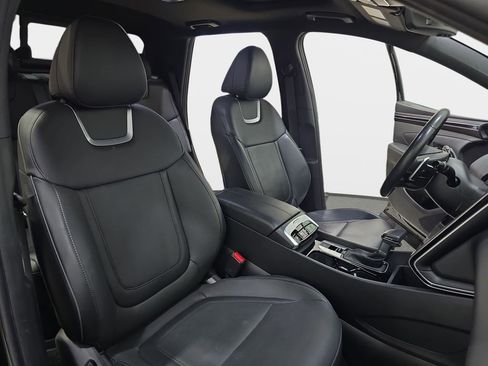 Used 2023 Hyundai Santa Cruz Limited w/ Cargo Package image 12