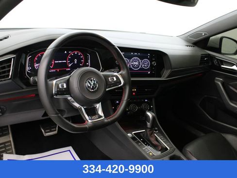 Used 2020 Volkswagen Jetta GLI image 14