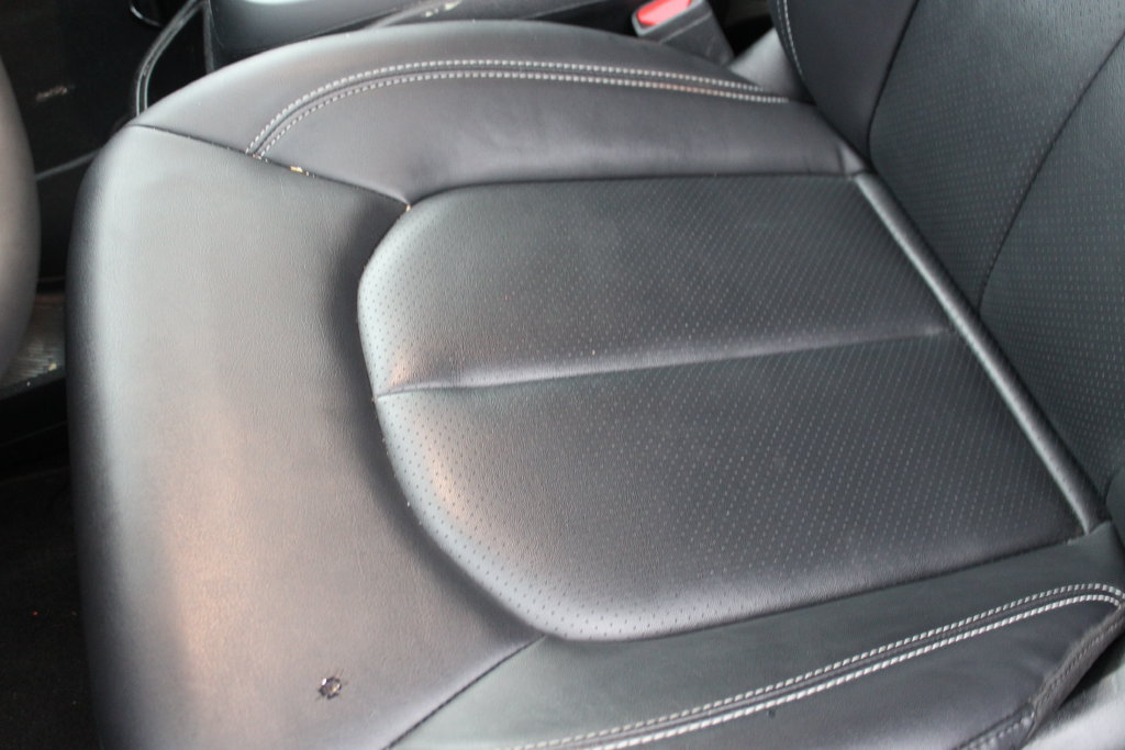 Used 2025 Chrysler Pacifica Select FWD image 10