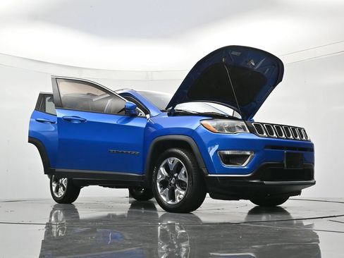 Used 2020 Jeep Compass Limited AWD/4WD image 49