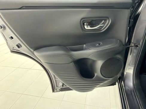 Used 2024 Honda HR-V LX image 15