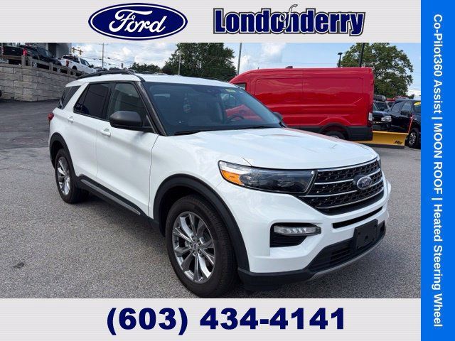 Certified 2022 Ford Explorer XLT w/ Equipment Group 202A AWD/4WD image 1