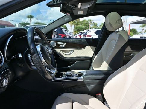 Used 2020 Mercedes-Benz C 300 Sedan image 7