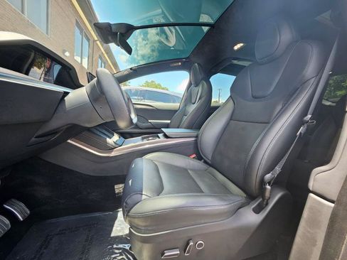 Used 2023 Tesla Model X AWD/4WD image 37