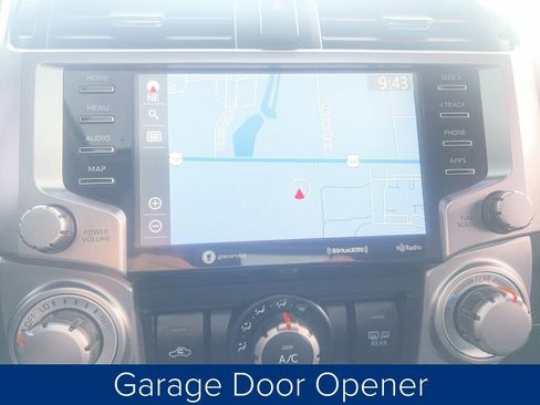 Used 2022 Toyota 4Runner SR5 Premium image 23