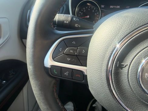 Used 2018 Jeep Compass Limited w/ Navigation Group AWD/4WD image 16