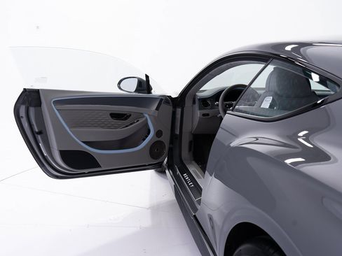 Used 2025 Bentley Continental GT Speed image 10