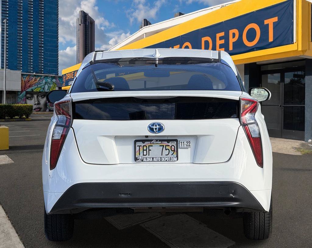 Used 2016 Toyota Prius Two FWD image 4