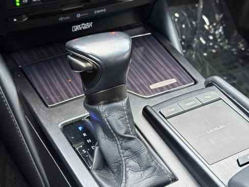 Used 2021 Lexus ES 300h w/ Accessory Package 2 image 21