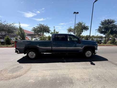 Used 2024 Chevrolet Silverado 2500 LT w/ Convenience Package AWD/4WD image 7