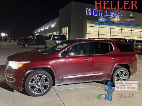 Used 2017 GMC Acadia Denali w/ Technology Package image 1