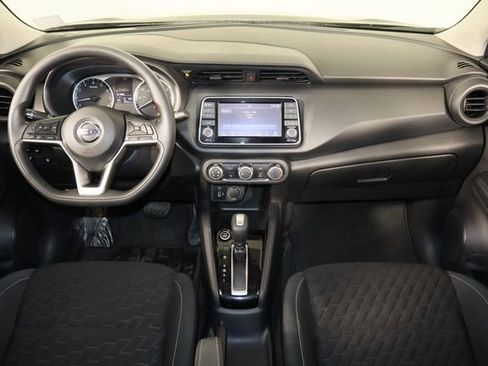 Used 2021 Nissan Kicks S image 14