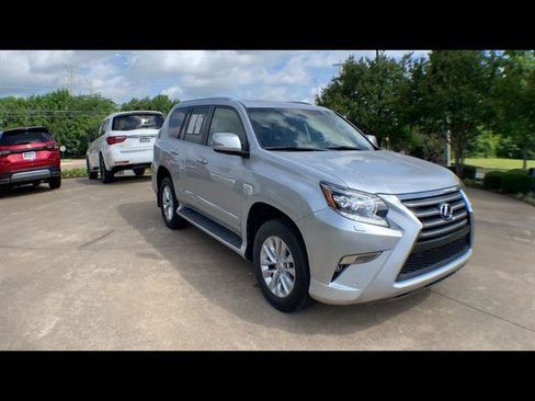 Used 2018 Lexus GX 460 Premium w/ Premium Package AWD/4WD image 2
