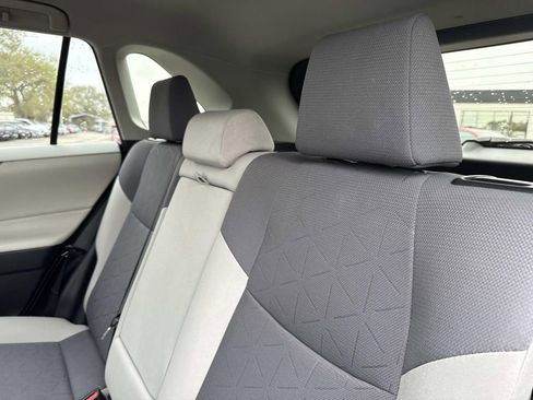 Used 2021 Toyota RAV4 XLE image 13