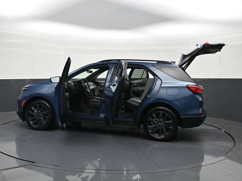 Certified 2024 Chevrolet Equinox RS FWD image 40