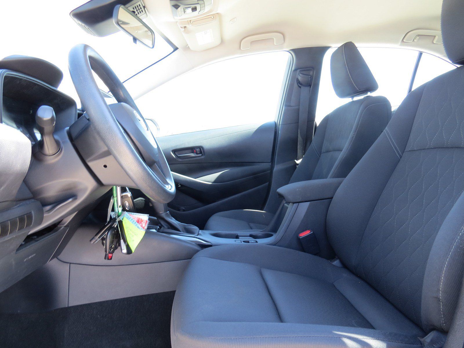 Used 2024 Toyota Corolla LE FWD image 12
