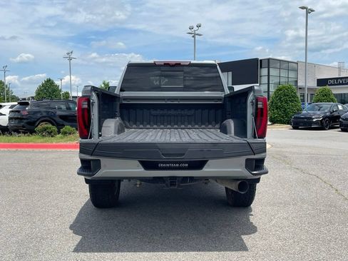 Used 2024 GMC Sierra 2500 Denali w/ Technology Package AWD/4WD image 7