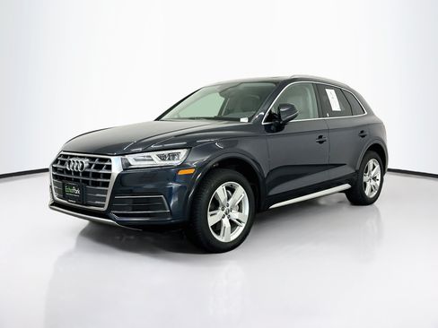 Used 2019 Audi Q5 2.0T Premium Plus w/ Premium Plus Package AWD/4WD image 3
