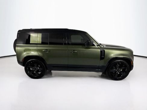 New 2026 Land Rover Defender 110 X-Dynamic SE AWD/4WD image 4