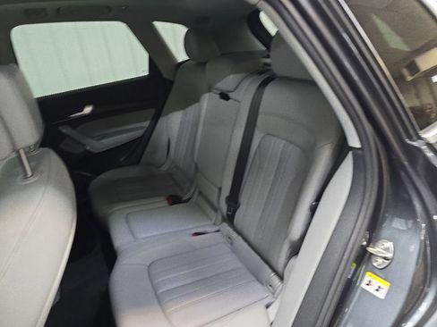 Used 2022 Audi Q5 2.0T Premium AWD/4WD image 32