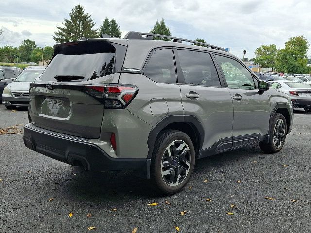 Used 2025 Subaru Forester Limited AWD/4WD image 8