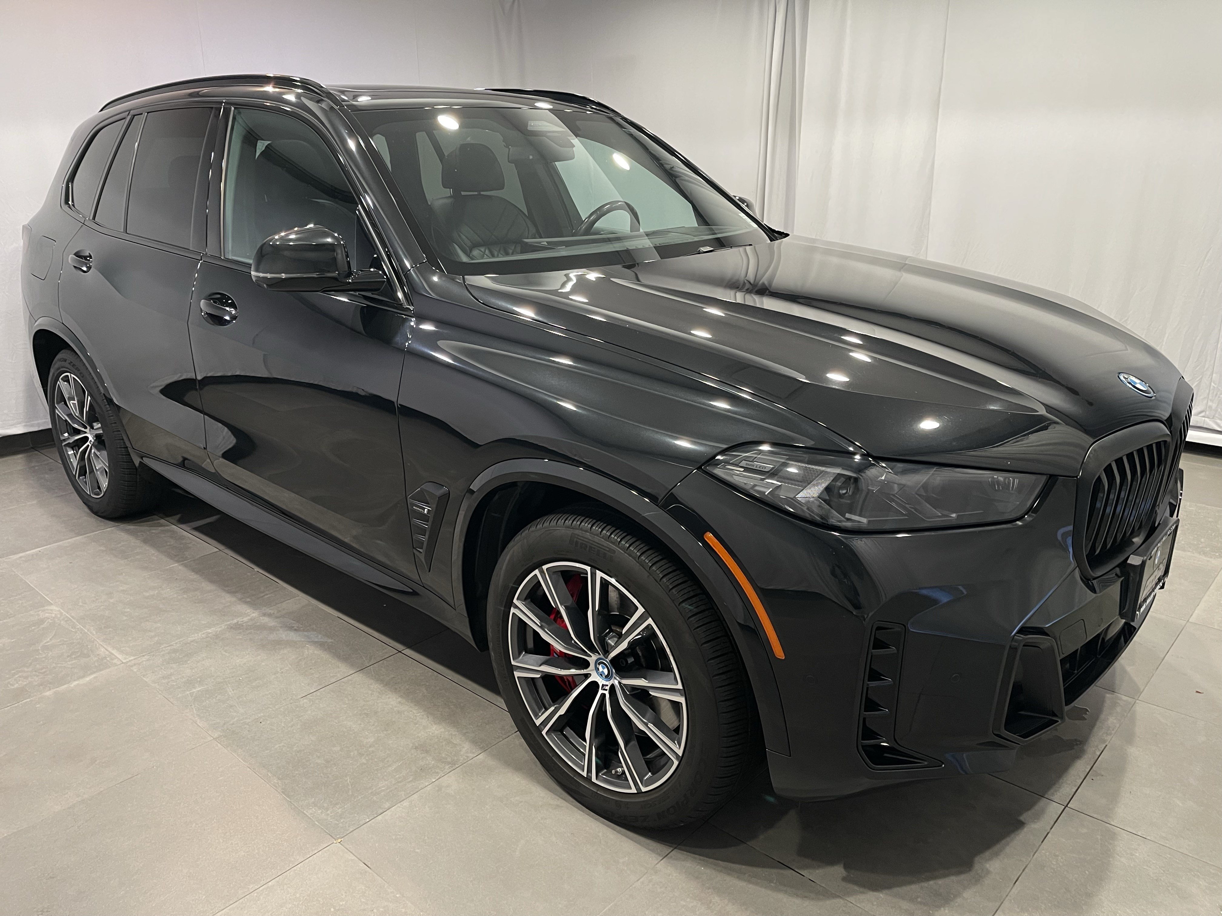 Certified 2024 BMW X5 xDrive50e w/ M Sport Package AWD/4WD image 3