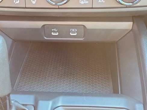 Certified 2025 Honda Accord SE image 29