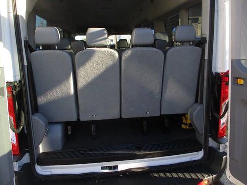Used 2016 Ford Transit 350 XL image 6
