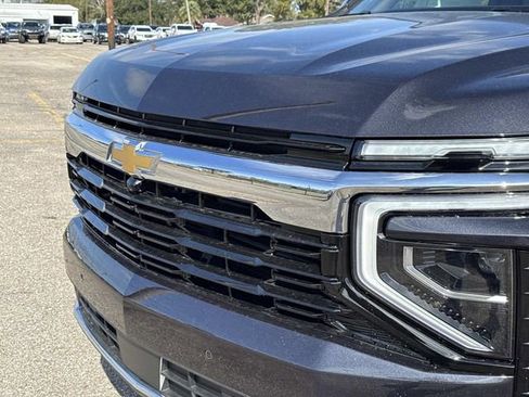 New 2026 Chevrolet Tahoe LS image 3