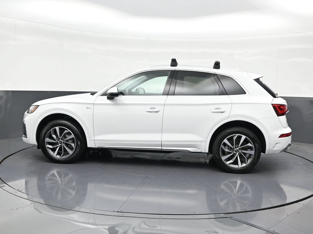 Used 2024 Audi Q5 2.0T Premium AWD/4WD image 2