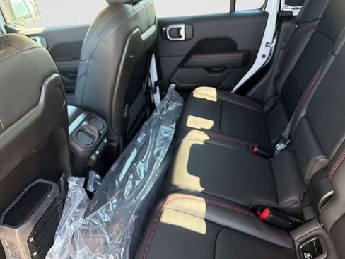 New 2026 Jeep Gladiator Rubicon image 15