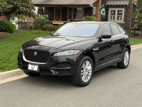 Used 2019 Jaguar F-PACE Prestige AWD/4WD image 4