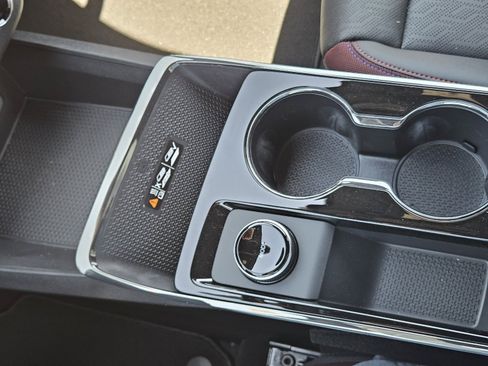 New 2026 Chevrolet Equinox RS w/ Convenience Package III FWD image 15