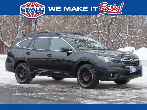 Used 2020 Subaru Outback Premium image 1