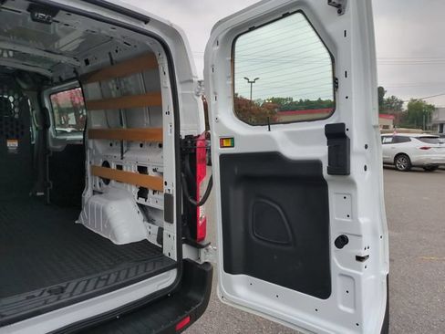 Used 2025 Ford Transit 250 Low Roof w/ Exterior Upgrade Package RWD image 28