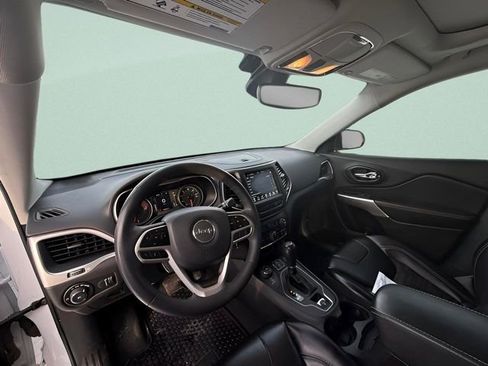 Used 2022 Jeep Cherokee Latitude w/ Sun & Sound Group image 16