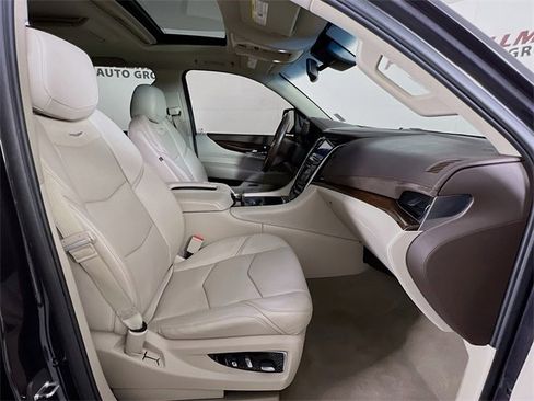 Used 2016 Cadillac Escalade Premium image 45