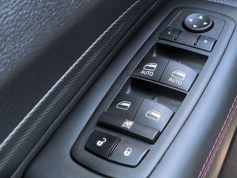 Certified 2023 Dodge Durango R/T RWD image 24