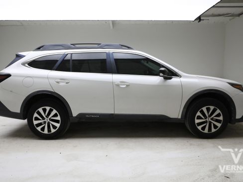 Used 2020 Subaru Outback AWD/4WD image 5