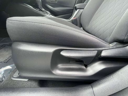 Used 2023 Toyota Corolla LE FWD image 16