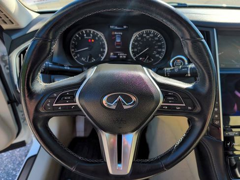 Used 2018 INFINITI Q50 Luxe w/ Essential Package (3.0T Luxe) RWD image 18